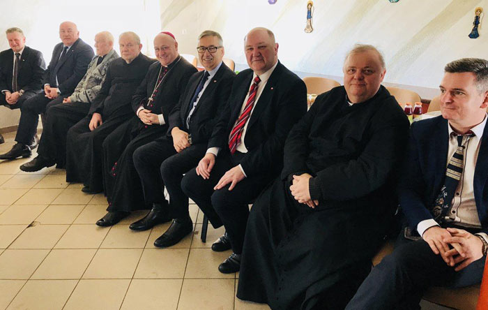 Pod skrzydłem Anioła